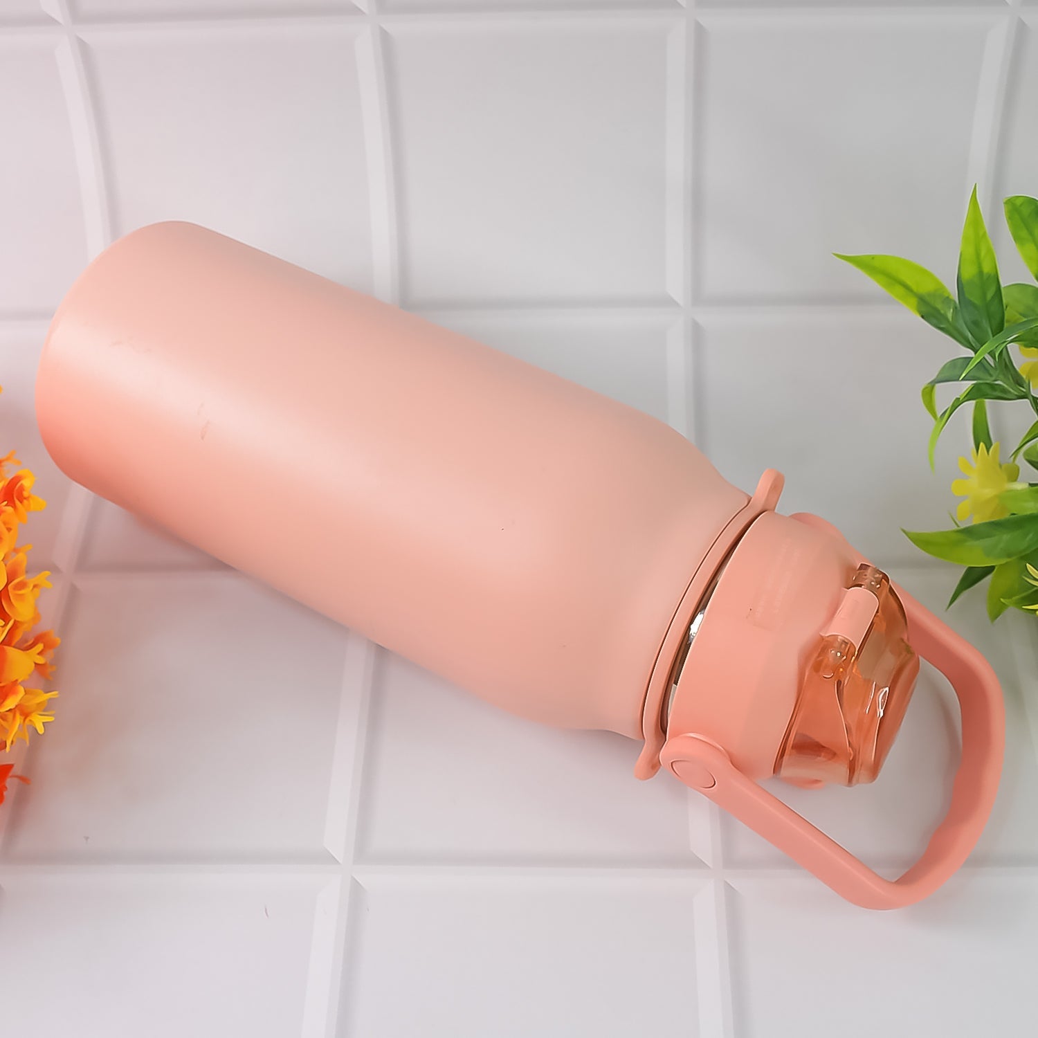 Stainless Steel Vacuum Water Bottle (1700 ML Approx) Stainless Steel Vacuum Water Bottle (1700 ML Approx)